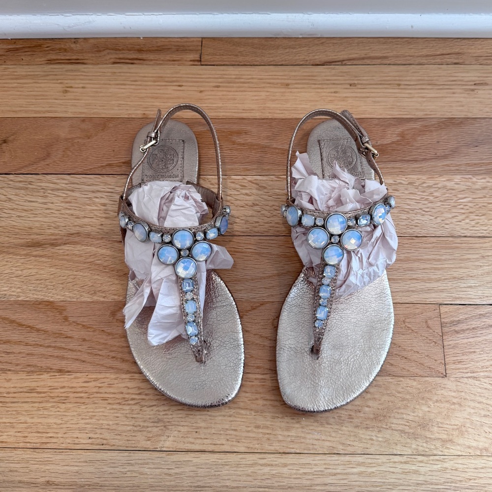 Tory Burch Crackled Metallic Bejeweled
Sandals Shoes size 7.5 M